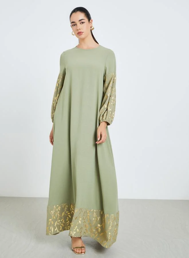 أميرة جلابية بطبعة فويل وحافة واسعة للنساء